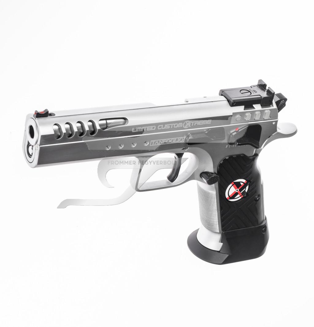 Tanfoglio Limited Custom Xtreme Large Frame 9X19 kék kiegészítőkkel OR Chrome