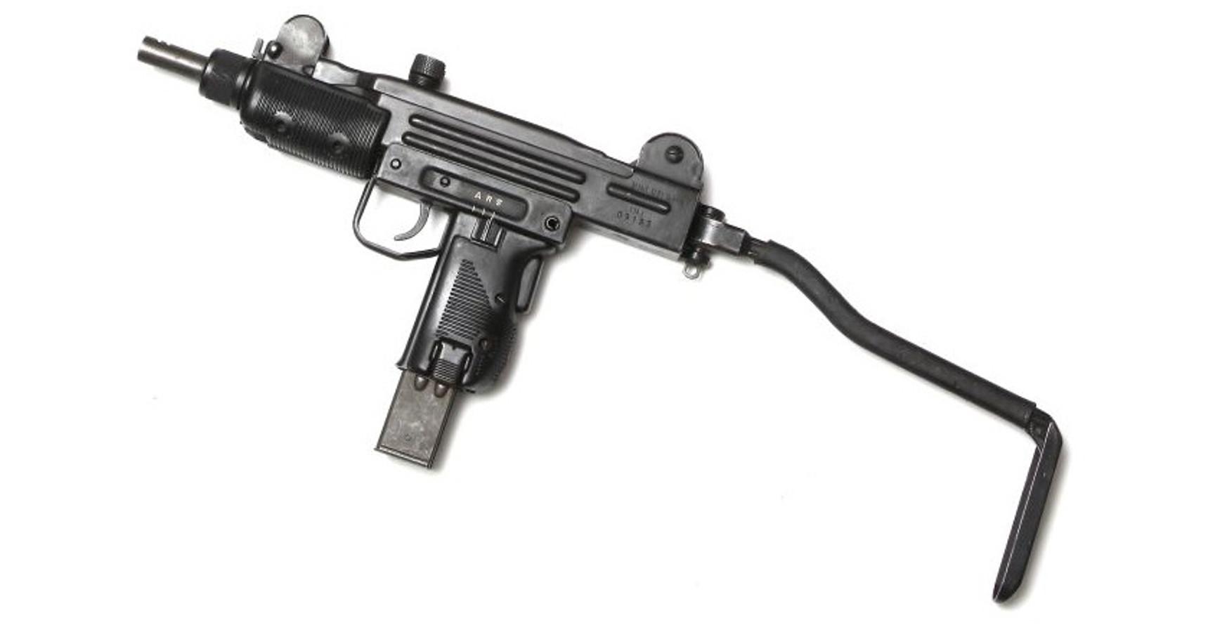 Mini UZI 9 mm Luger, félautomata