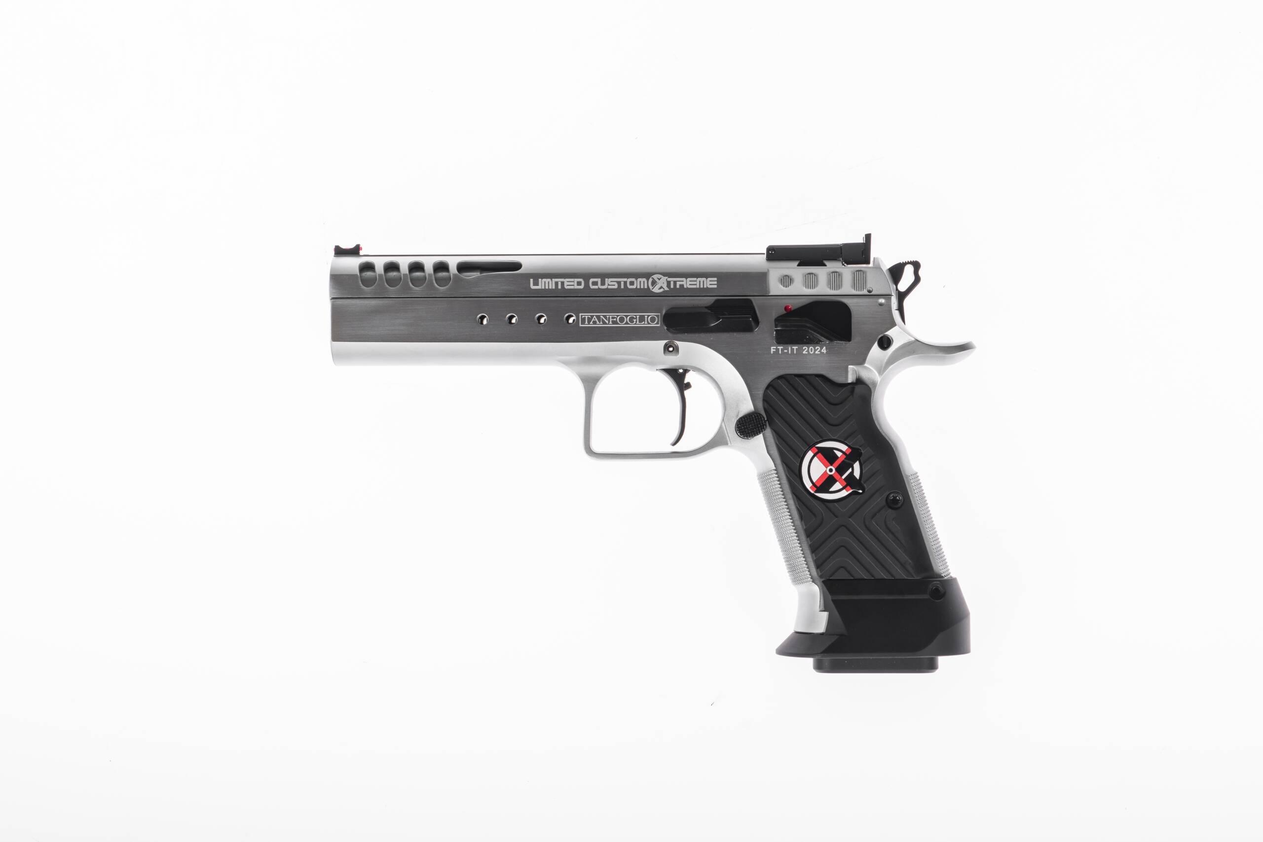 Tanfoglio Limited Custom Xtreme Large Frame 9×19 Kék kiegészítőkkel OR Chrome