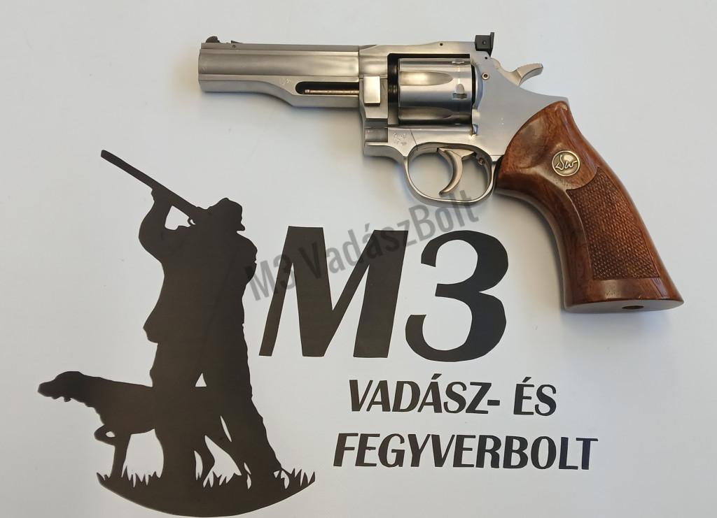 Dan Wesson M 15/715  pisztoly .22 Win.Mag. R. F.,használt  *22MS000571