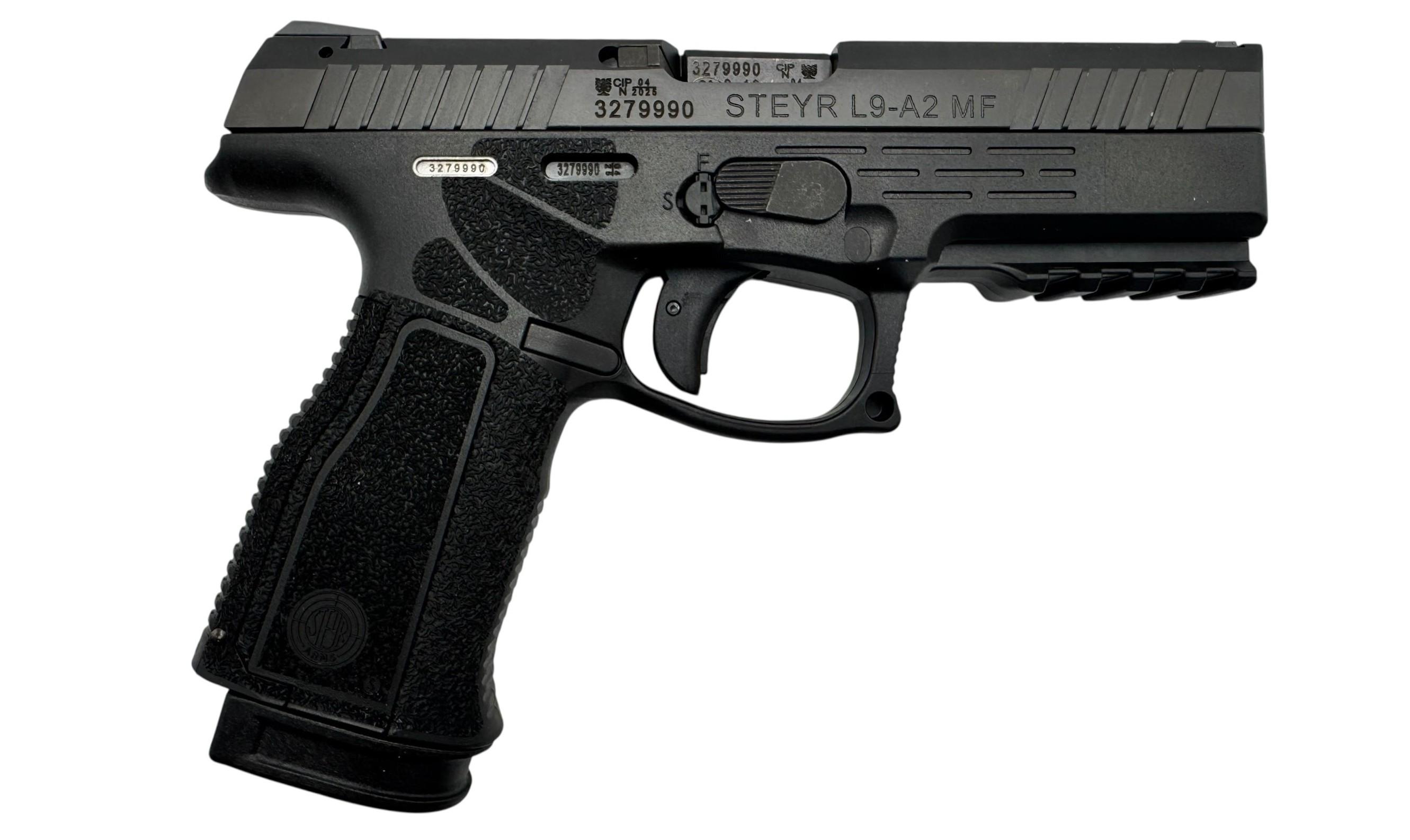 Steyr L9-A2 MF 9x19 trapezoid irányzékkal