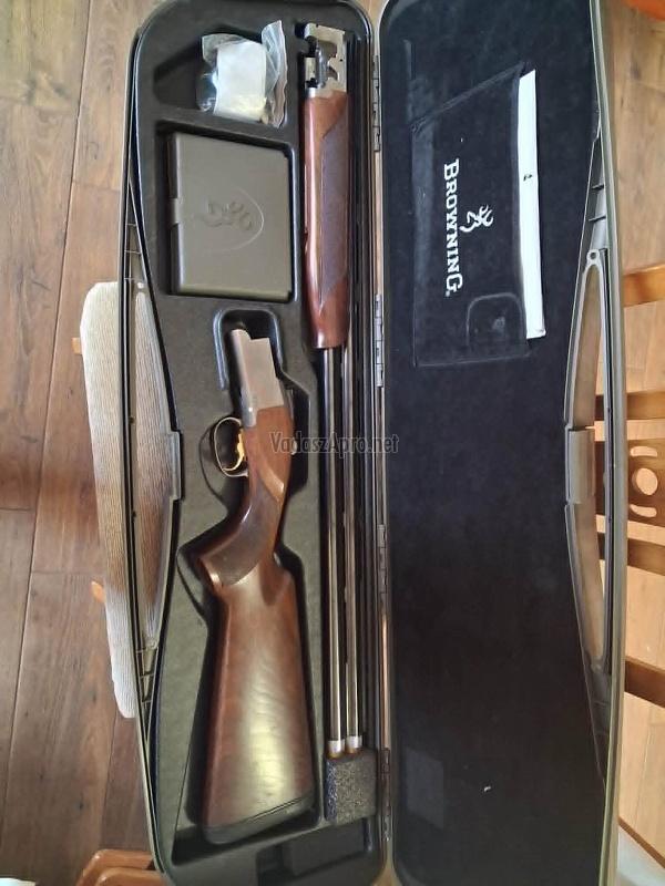 Browning B725