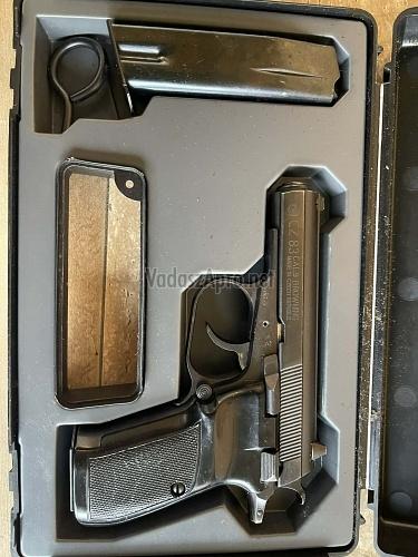 Cz 83