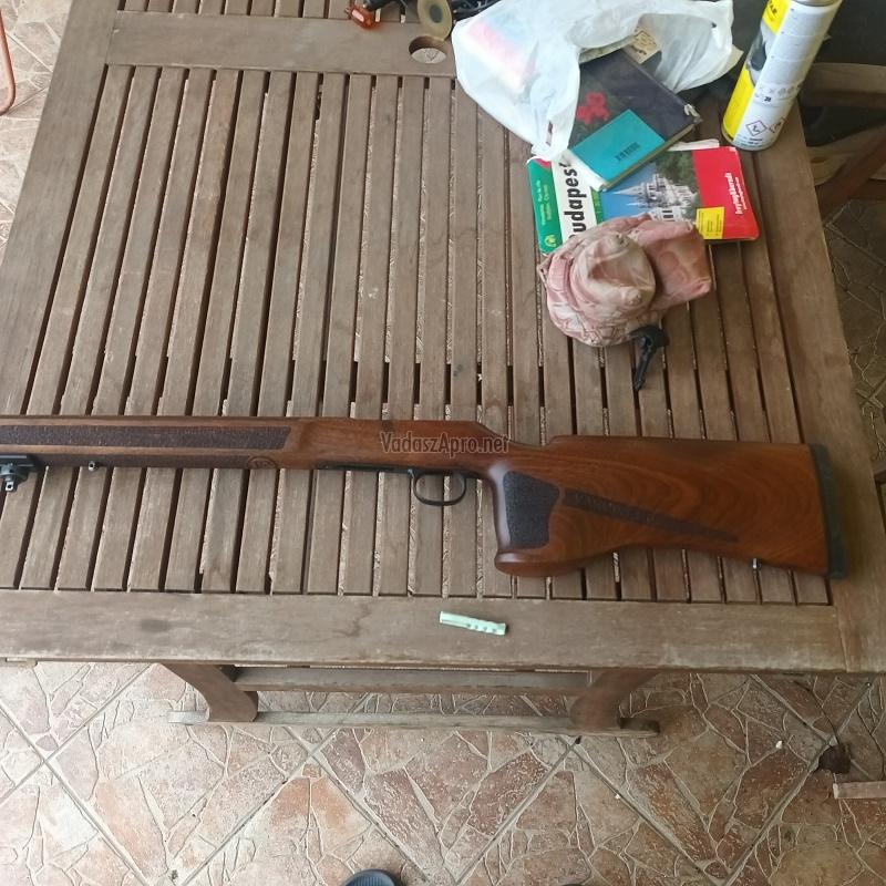Cz