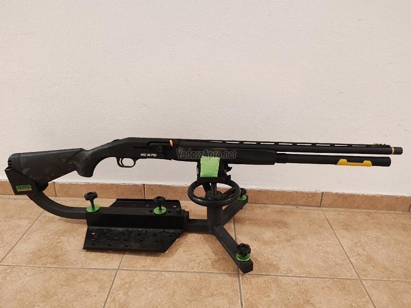Remington 870 Wingmaster, Mossberg 940 Pro